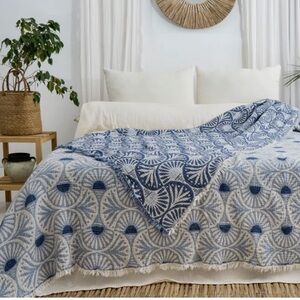 KING Periwinkle MCM Ginkgo Bedspread Organic Cotton 2 Side Loom Weave NEW